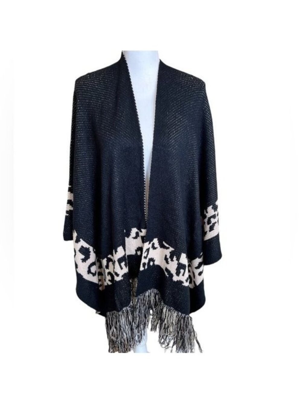 Entro Black Fringed Open Front Wrap w/ Animal Print and Arm Holes Size Large